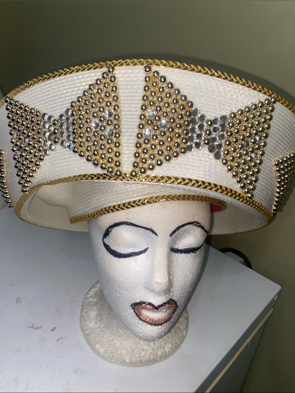 Really Cute Dress Hat / Church Hat - Picture 1 of 8